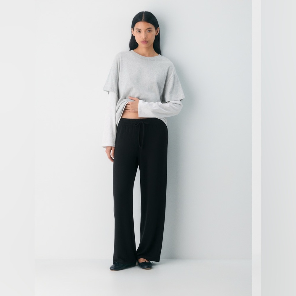 Aritzia Wilfred Black Recharged Pant